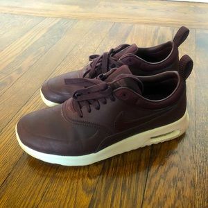 Nike air max Thea burgundy mahogany size US 5.5